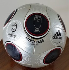 Pallone ufficiale adidas - ufficiale,