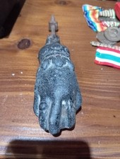 ANTICO BATTIPORTA BATTENTE BATACCHIO MANO CON SFERA IN FERRO EPOCA 1700 CIRCA