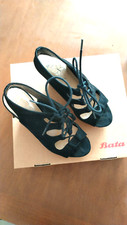 SCARPE bata  DA DONNA NUMERO 37 COME NUOVE COLORE NERO VEDI FOTO