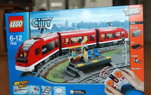 Lego 7938 treno - treno, passeggeri