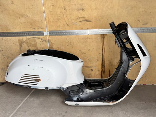 Vespa gts 300 carrozzeria - vespa,