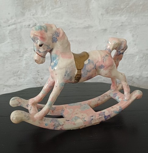Ornamento cavallo dondolo - a, /