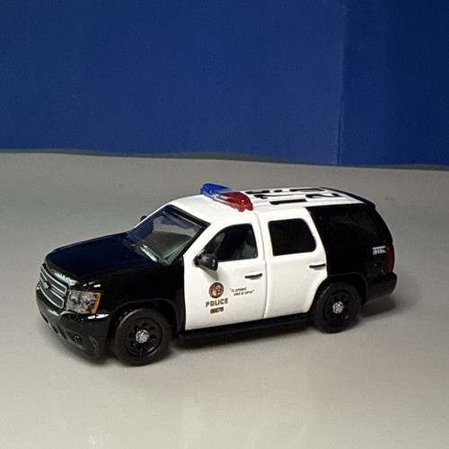 596 chevrolet tahoe lapd - 1:64,