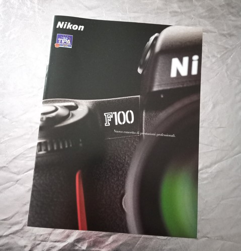Nikon f100 brochure - f100, depliant