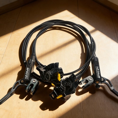 Iiipro zoom 876 4 - e4, hb-876