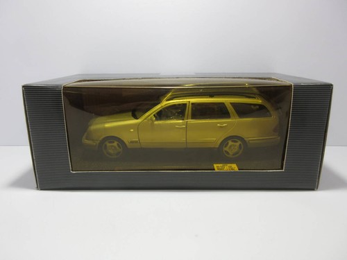 Mercedes benz 2a - 1/18,