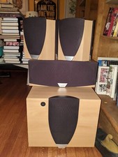 Jamo Speakers  (2) E 8SUR