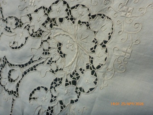 Stunning vintage embroidered - vintage,