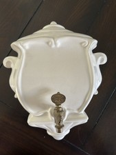 WALL LAVABO FOUNTAIN Brass