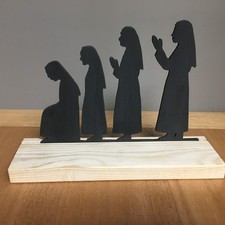 SUORE PREGHIERA ARREDO DESIGN