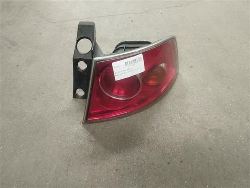 Luce posteriore destra seat - luce,