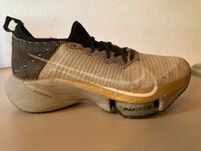 Scarpe running Nike Air Zoom Tempo Next% taglia EU 42 / UK 7.5 grigio - oro