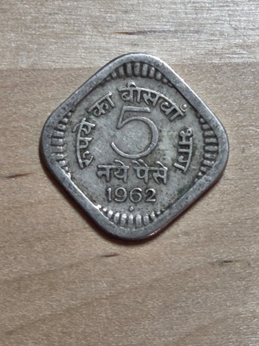 Moneta india naye paise - moneta,