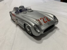 Mercedes-Benz 300SLR Mille Miglia 1:18 Burago No Polistil Solido Maisto 