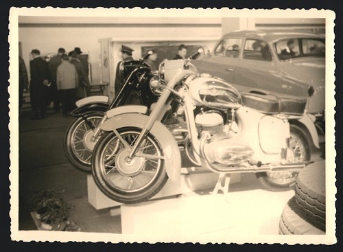 Fotografia moto jawa 350cc - fotografia,
