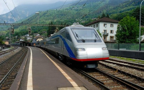 Rivarossi treno alta - treno, velocità
