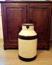 Antico Contenitore Bidone