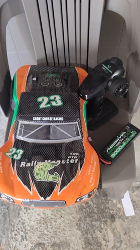 Auto radiocomandata 10 - radiocomandata, 1:10