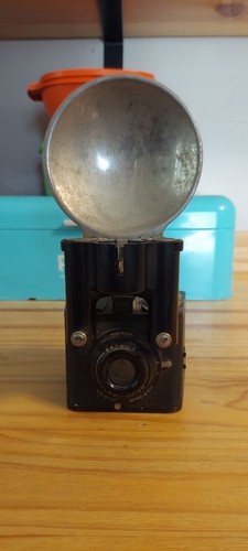 Antica macchina fotografica
