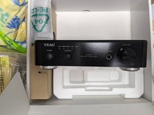 TEAC A-H01 Preamplificatore