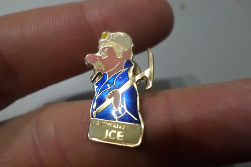 Pin broche badge - pin,