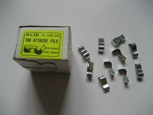 Attache fils eclairage - ',