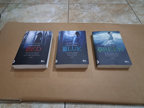 Libri red blue green - red,