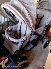 Passeggino Gemellare ,Dietro E Una Culla Per Neoneti Che Poi Diventa Seduta..