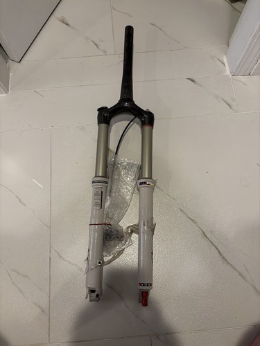 Nos rockshox revelation world - nos,