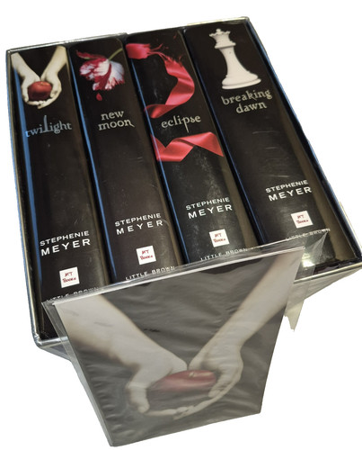 New twilight saga collection - saga, 4