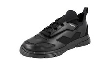 Sneaker Prada in pelle per