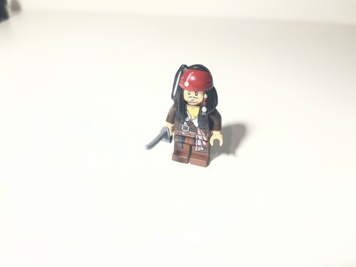 Lego minifigures capitan - lego,