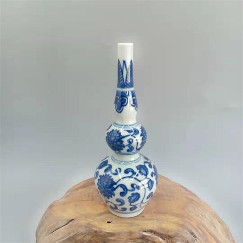 Vecchio vaso zucca rotolo - , di