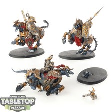 Schiavi delle Tenebre - 3 Varanguard - dipinto