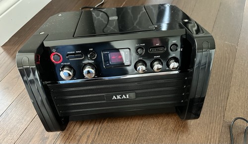 Akai karaoke system - akai, +