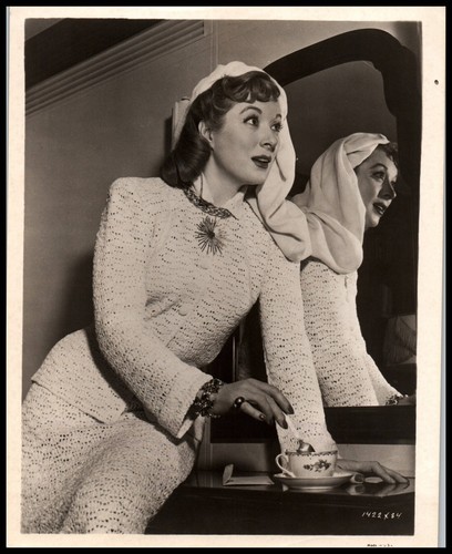 Hollywood beauty greer garson - hollywood,