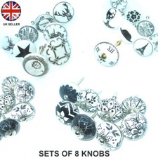 SET DI 8 MANOPOLE IN CERAMICA