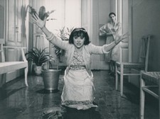 ADRIANA ASTI PER LE ANTICHE