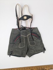 Costume tradizionale in pelle
