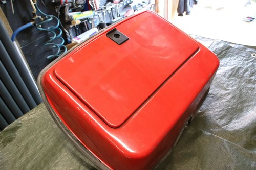 Vano portaoggetti rosso vespa - vano,