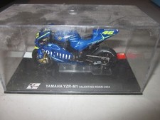 Yamaha YZR-M1 - Valentino Rossi - 2004 scala 1/24