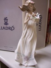 LLADRO BUTTERFLY TREASURE  - MINT IN ORIGINAL BOX