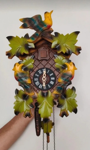 Orologio cucù tradizionale - a,