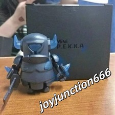 Clash Royale Mini P.E.K.K.A