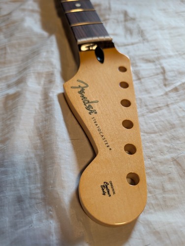 Fender player series - ii,