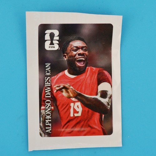 Figurina alphonso davies - figurina,