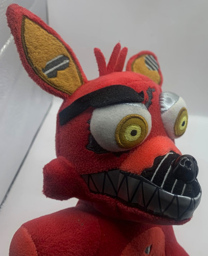 Peluche five nights - five,