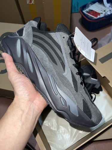 Stock scarpe adidas yeezy - stock,