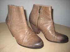 Vince Camuto Shoes Size 5.5 M