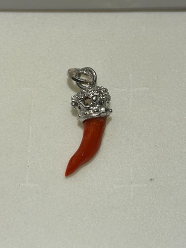 Corno rosso corallo - corno, con